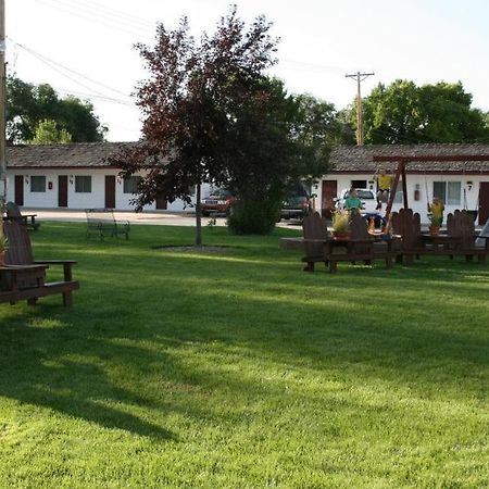 Covered Wagon Motel Lusk Wy Bagian luar foto